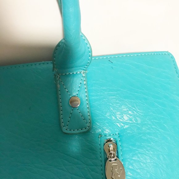 Damsel in Defense Teal Concealed Carry Purse - Picture 11 of 16